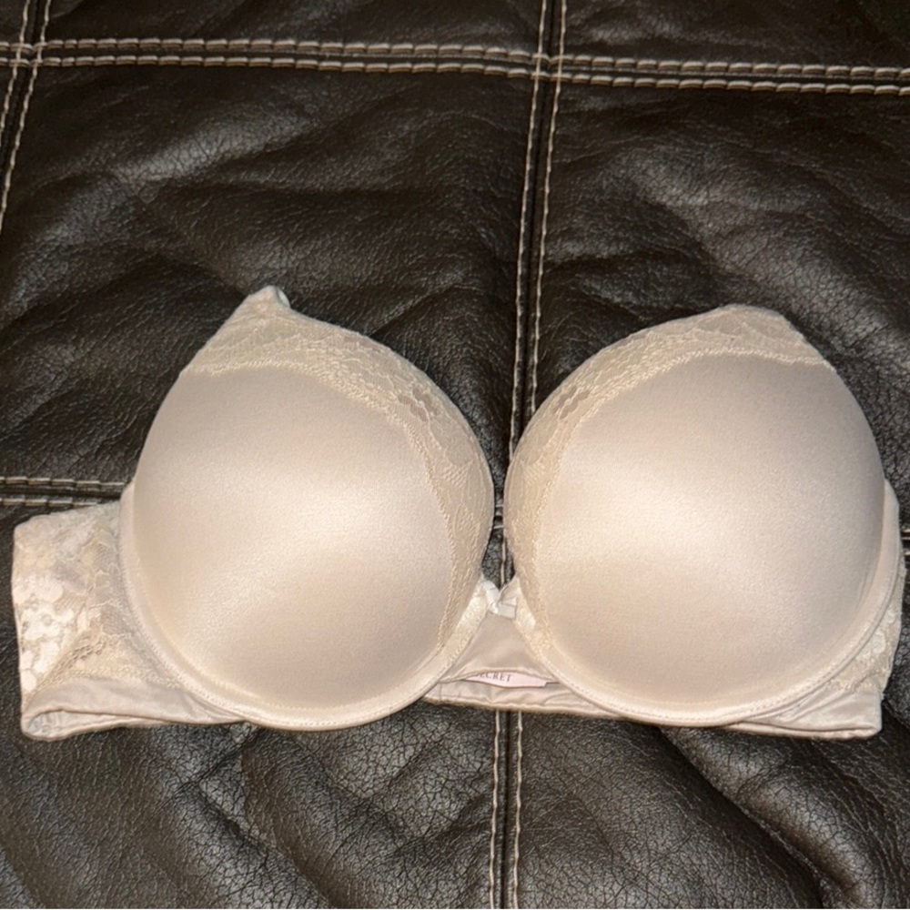 Victoria's Secret Body By Victoria Perfect Shape Bra